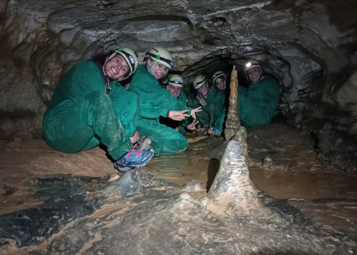 cueva de los moros monticulo