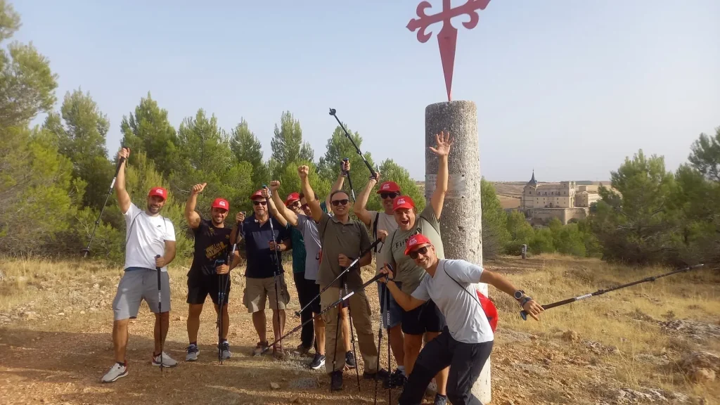 team building cuenca grupo aventurero bajo estalactitas