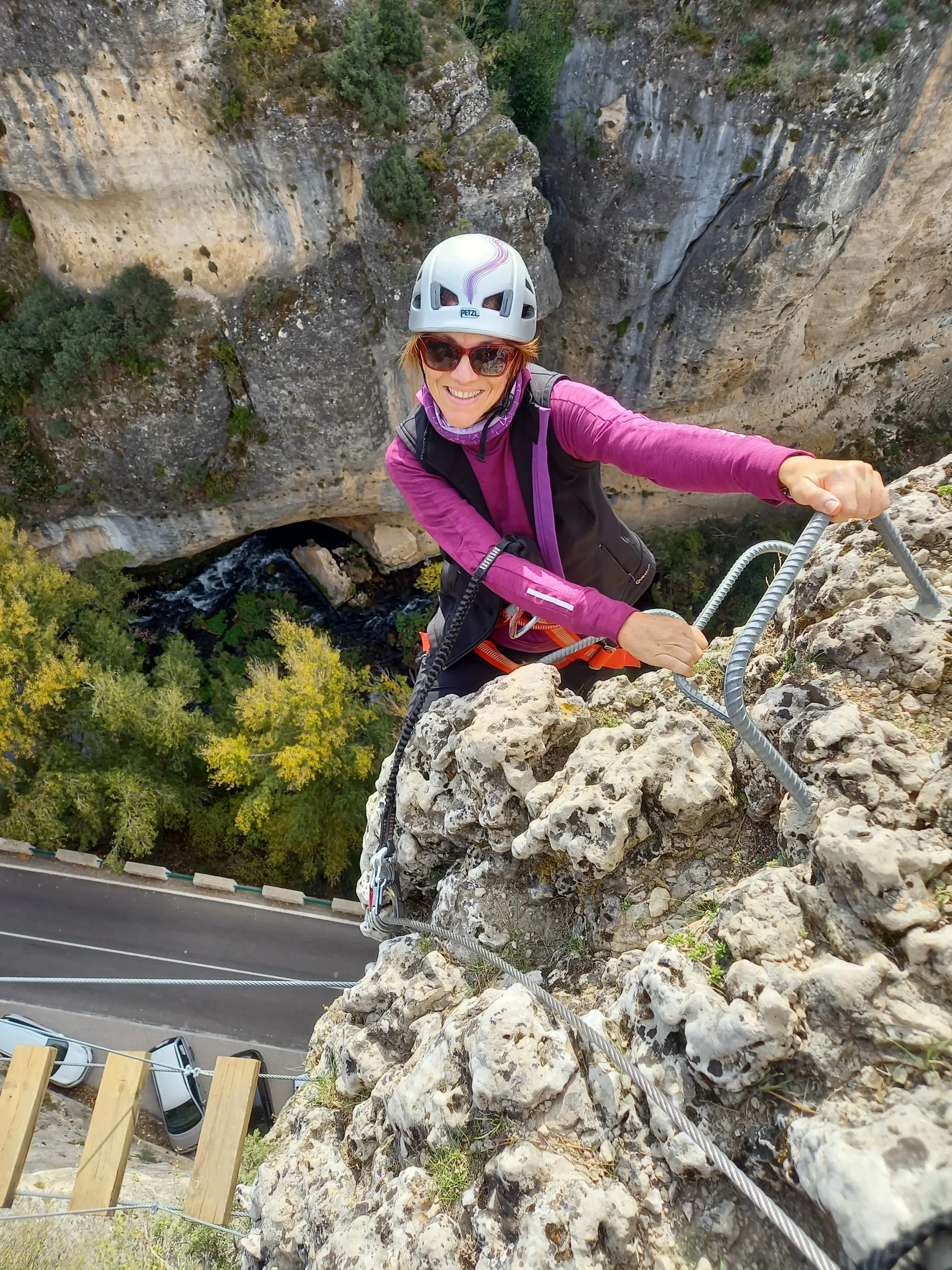 concentracion en la via ferrata via ferrata las buitreras priego scaled