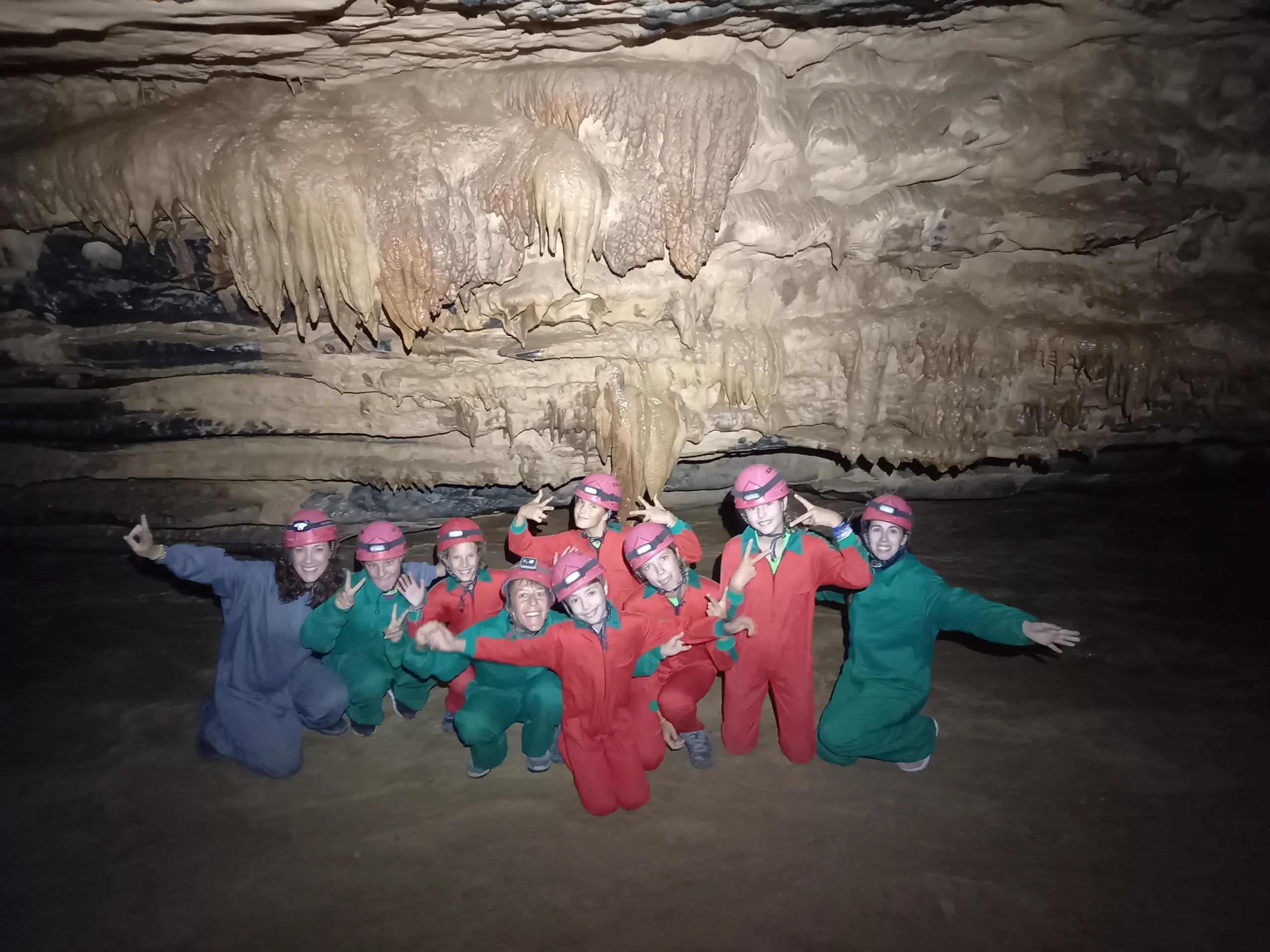 explorando la cresta de montana cueva del tio manolo scaled