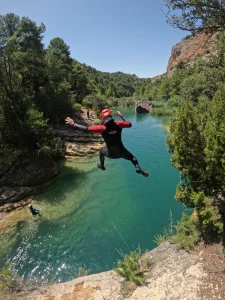final de la travesia barranquismo ventano del diablo scaled