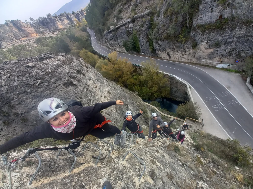 vistas al vacio desde la pared via ferrata las buitreras priego scaled