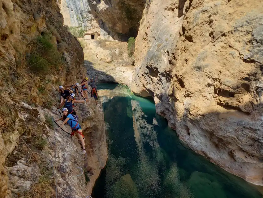 via ferrata cuenca dificutad via ferrata del ventano k3k4 tirolina